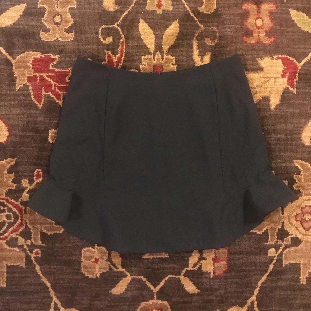 Brand New J. Crew Ruffle Black Skirt 🖤